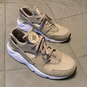 Tan Nike Air Huarache